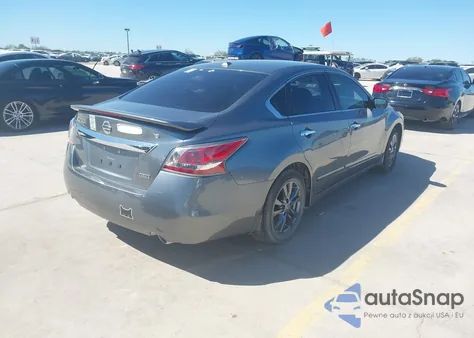 2015 Nissan Altima 2.5 S из США, поврежденный, VIN 1N4AL3AP7FC569658